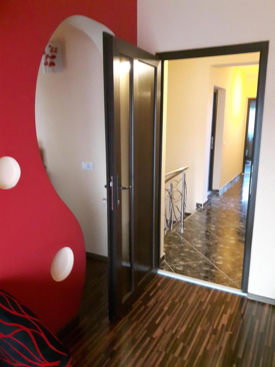 Hotel Vila Alexia Călimăneşti Exterior foto